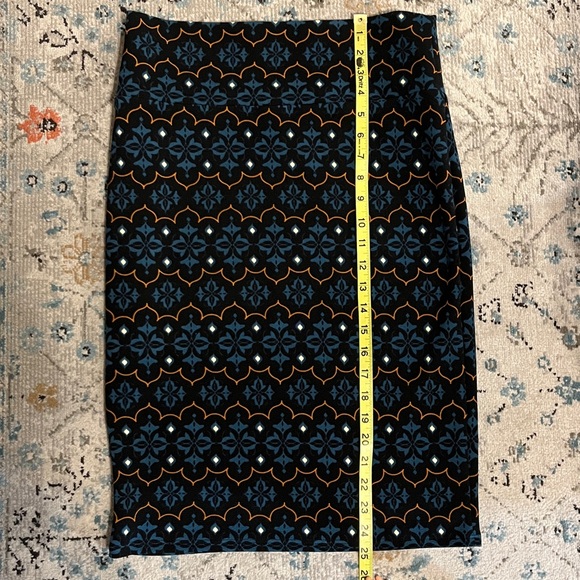 LuLaRoe Blue & Orange Geo Cassie Pencil Skirt - Picture 7 of 8